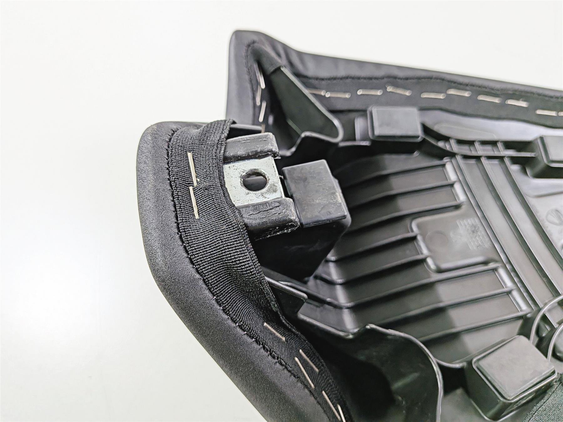 2023 Ducati Streetfighter V4 Rear Passenger Seat Saddle 595P6401AG 59513401A-Mototech271