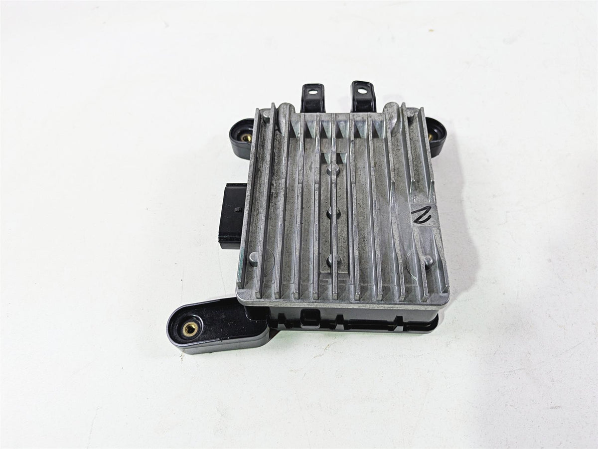 2017 Indian Chieftain Limited Audio Radio Control Module 4015979 {{ shop.shopifyCountryName }} - Mototech271