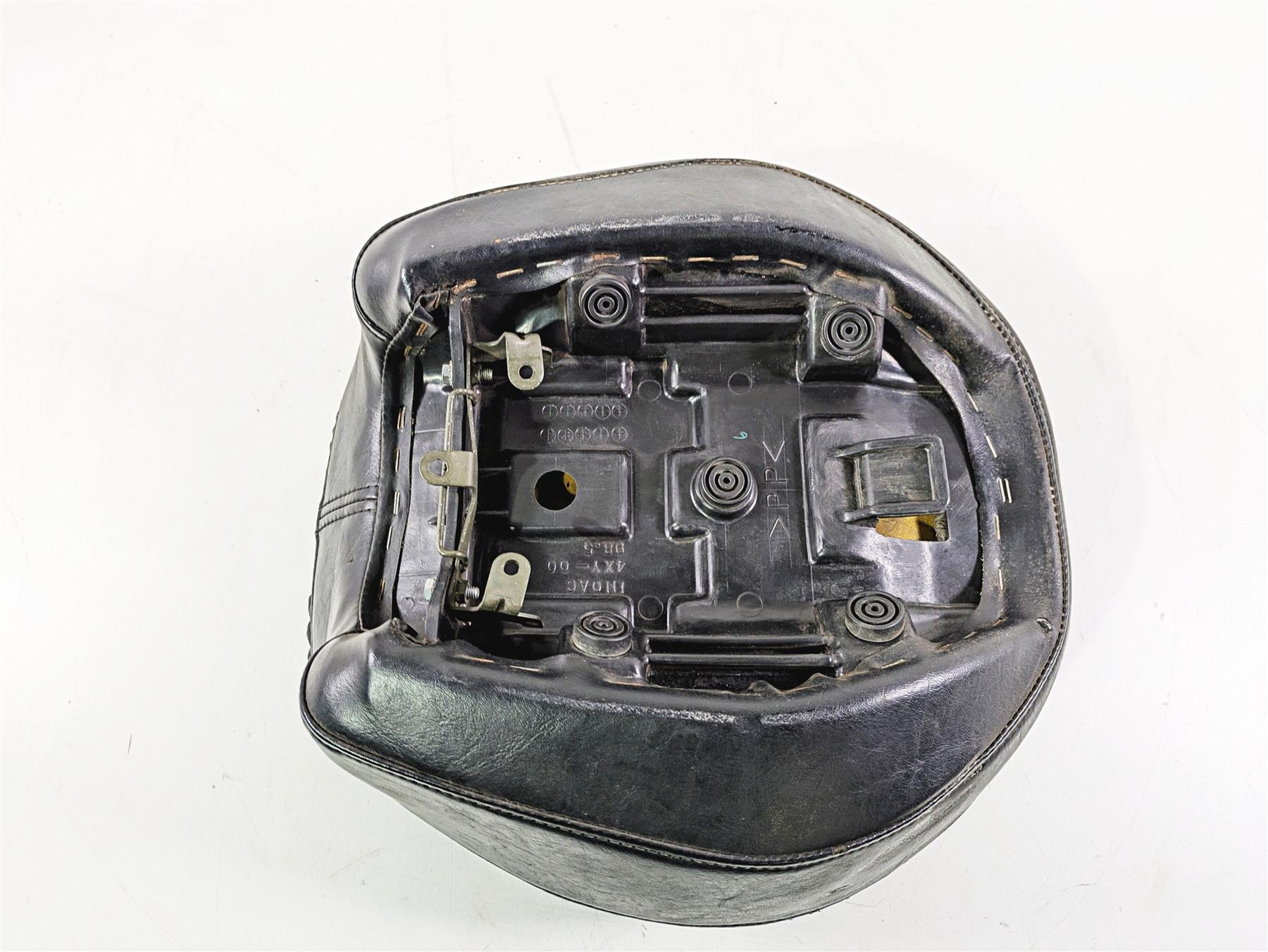 2008 Yamaha XVZ1300 Royal Star Rear Passenger Seat Saddle 4XY-24750-10-00 {{ shop.shopifyCountryName }} - Mototech271