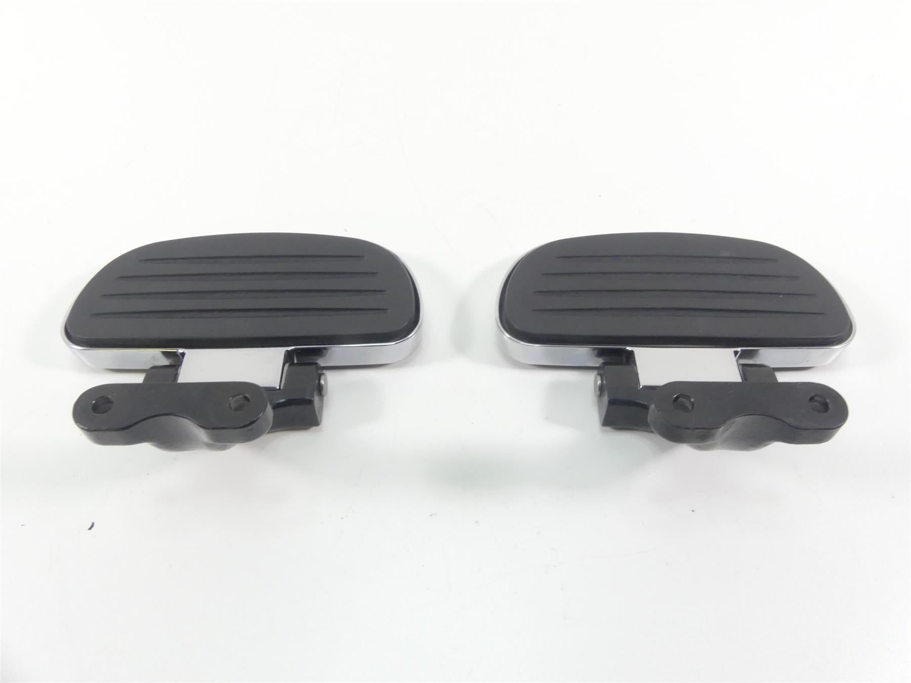2013 Triumph Rocket 3 Touring Rear Passenger Foot Peg Floor Board Set T2081423 {{ shop.shopifyCountryName }} - Mototech271