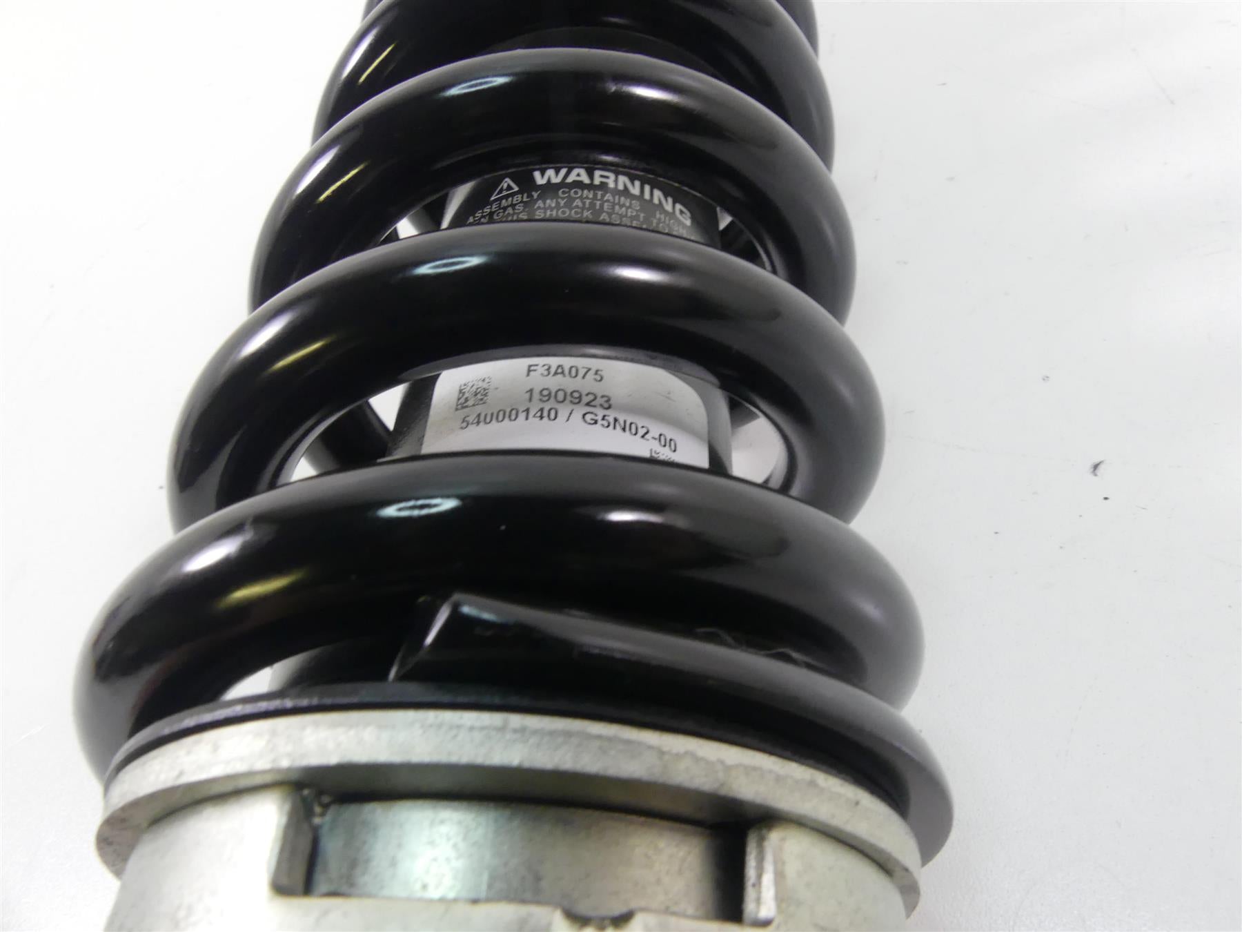 2020 Harley Softail FXBB Street Bob Rear Shock Suspension Damper 43mm 54000140 {{ shop.shopifyCountryName }} - Mototech271