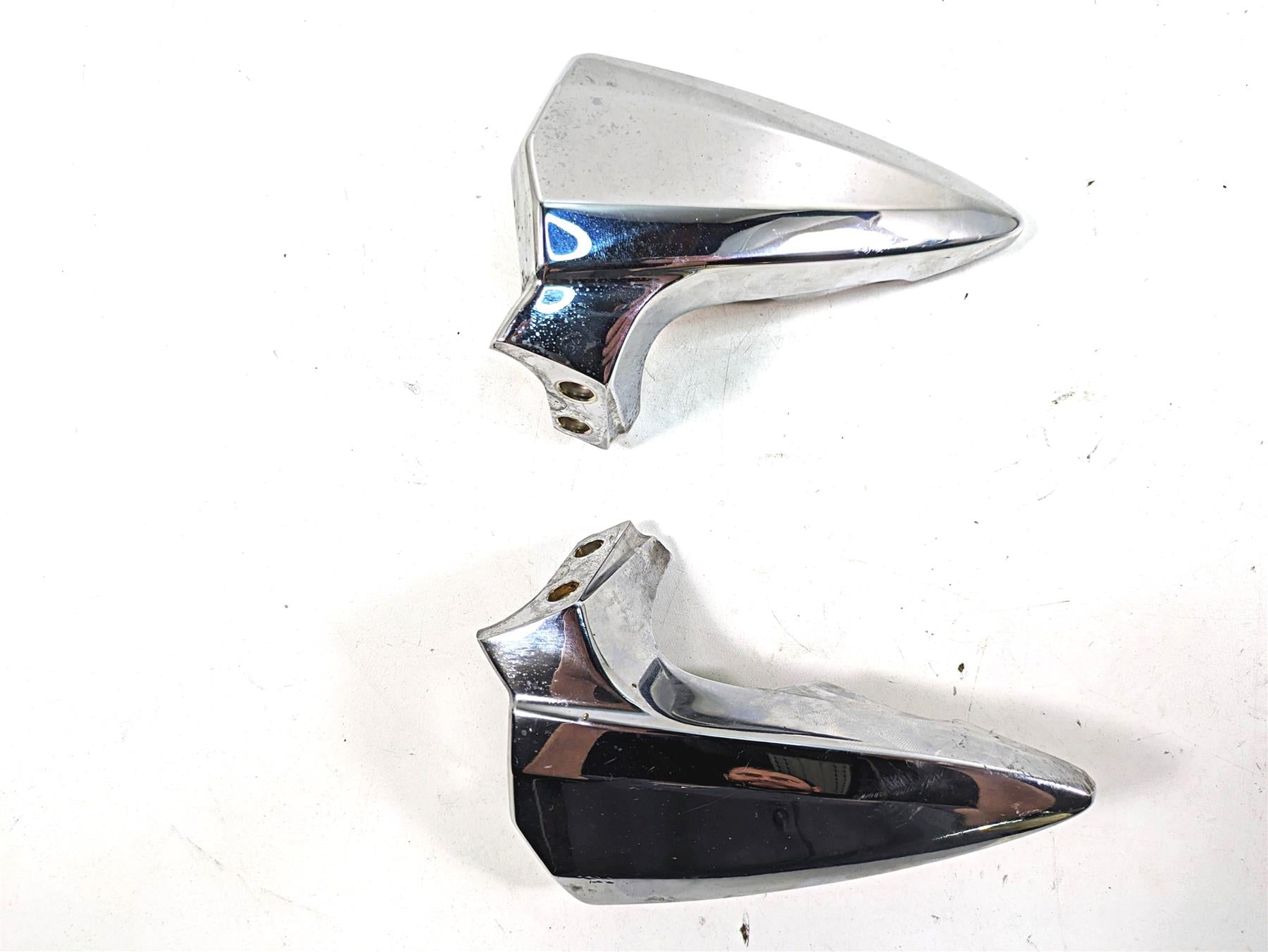 2009 Yamaha XV1900 Raider Headlight Mounts Brackets Holders 5C7-84118-00-00 {{ shop.shopifyCountryName }} - Mototech271
