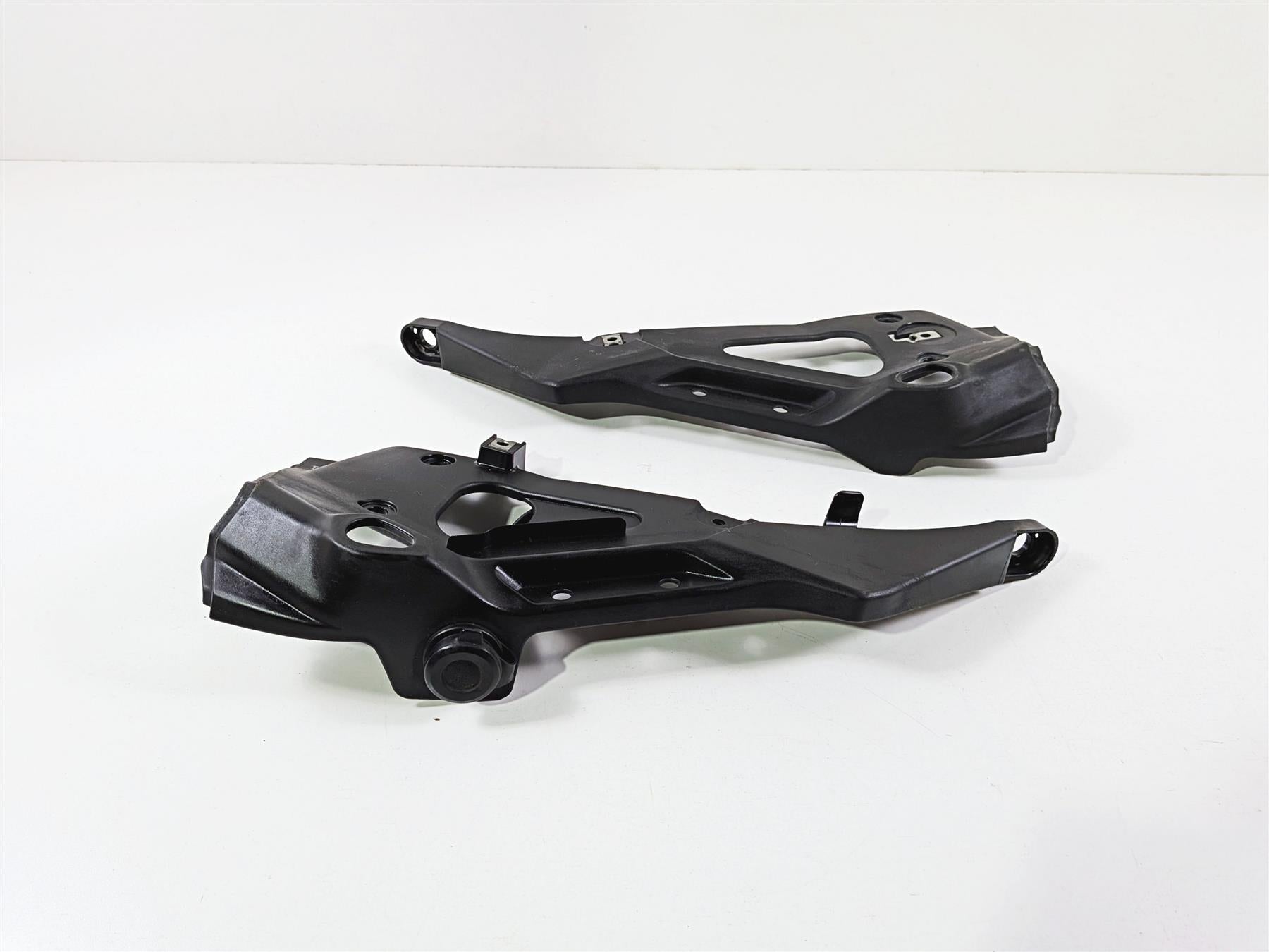 2012 Yamaha XT1200 Super Tenere Left Right Holder Console Mount 23P-2837L-00 {{ shop.shopifyCountryName }} - Mototech271