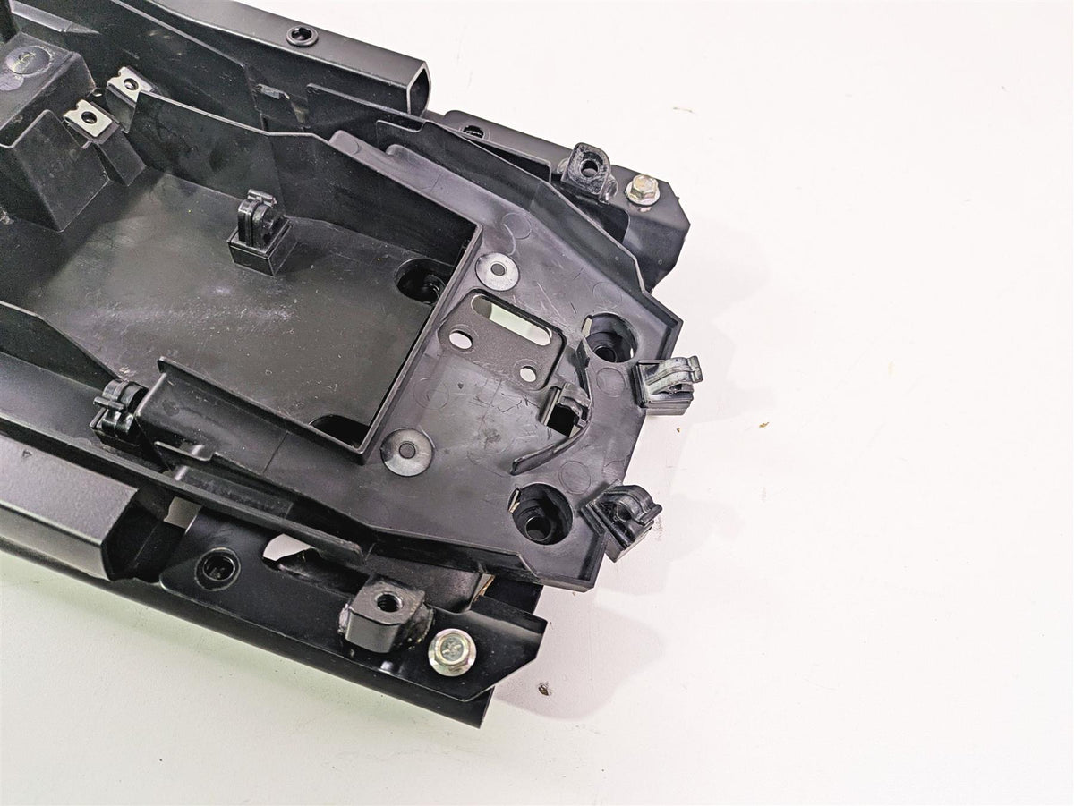 2009 Yamaha FZ1 FZS10 Fazer Straight Subframe & Inner Fender 2D1-21190-01-P0 {{ shop.shopifyCountryName }} - Mototech271