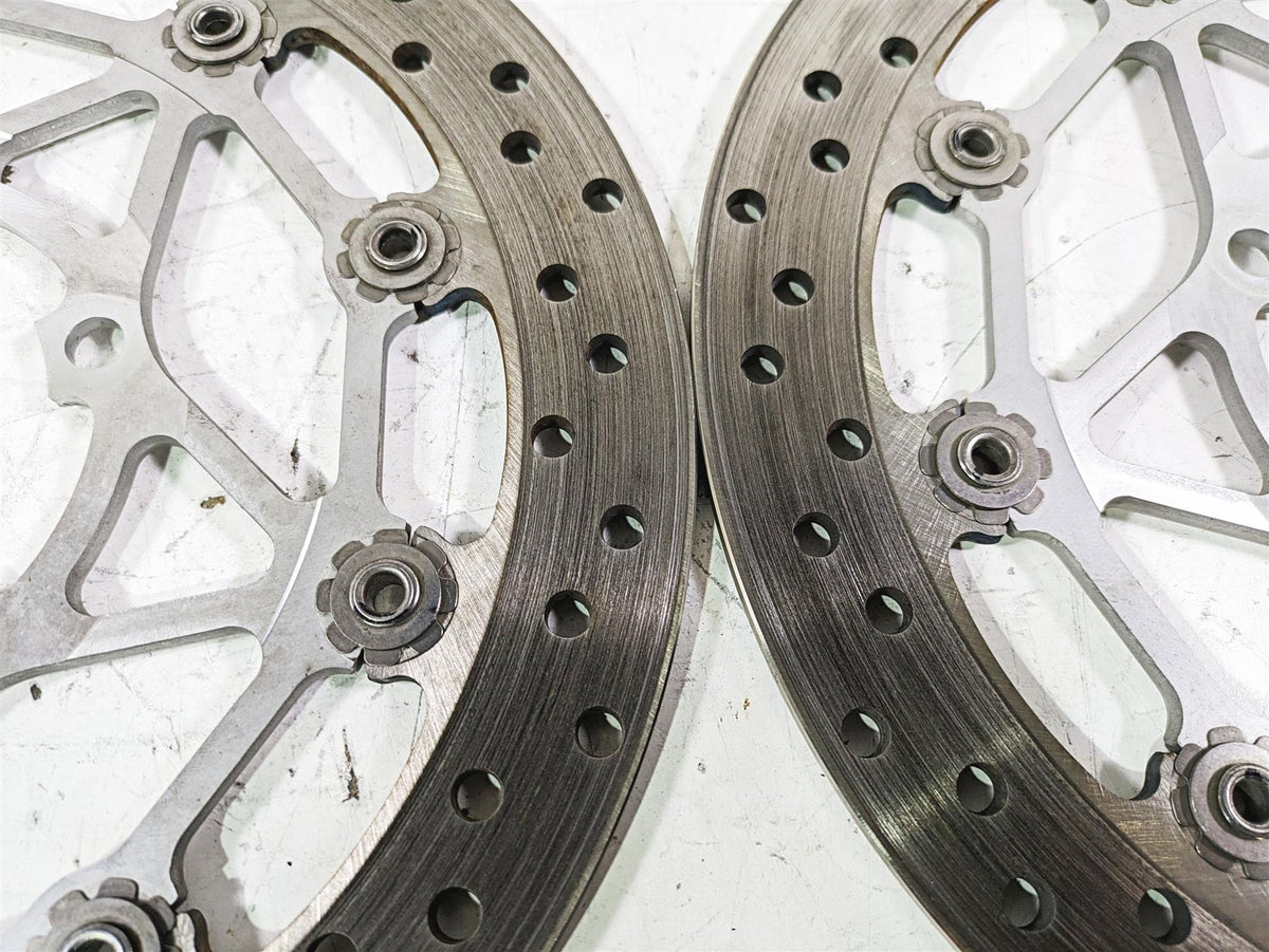 2023 Triumph Street Triple 765 RS Brembo Front Brake Rotor Disc Set 2k T2022080 {{ shop.shopifyCountryName }} - Mototech271