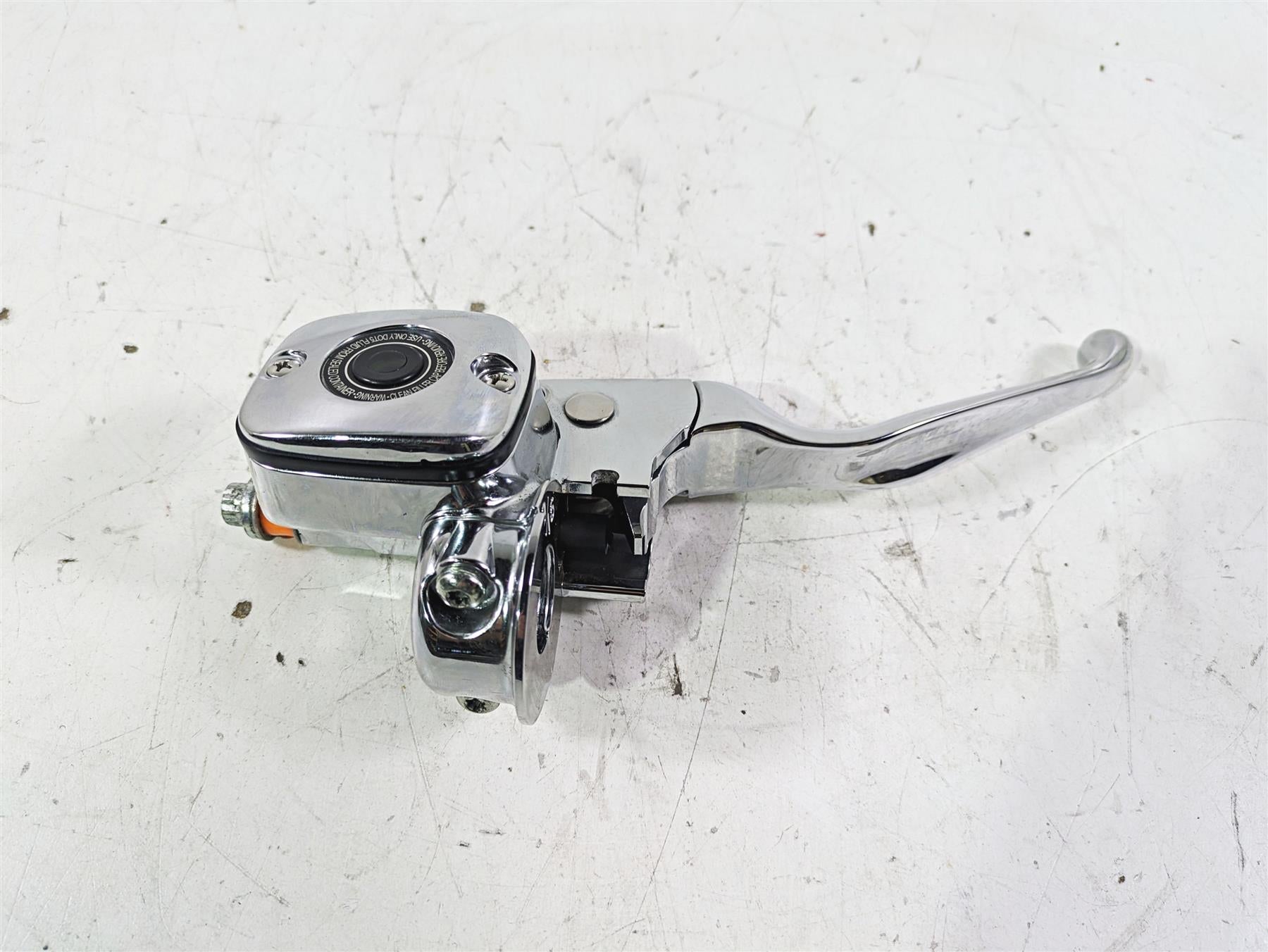 2005 Harley Softail FLSTFSE CVO Fat Boy Front Brake Mstr Cylinder 9/16 44728-05 {{ shop.shopifyCountryName }} - Mototech271