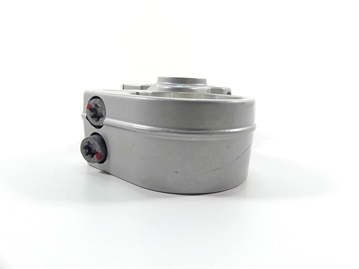 2013 BMW F800GS STD K72 Upper Triple Tree Steering Clamp 7698391 31427715420 {{ shop.shopifyCountryName }} - Mototech271