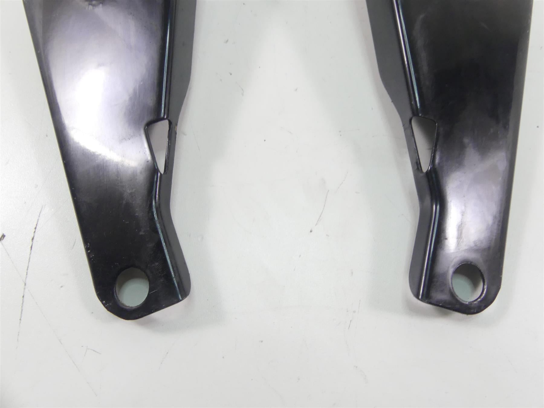 1999 Harley Touring FLHTCUI Electra Glide Front Fairing Mount Brackets 58478-96B {{ shop.shopifyCountryName }} - Mototech271