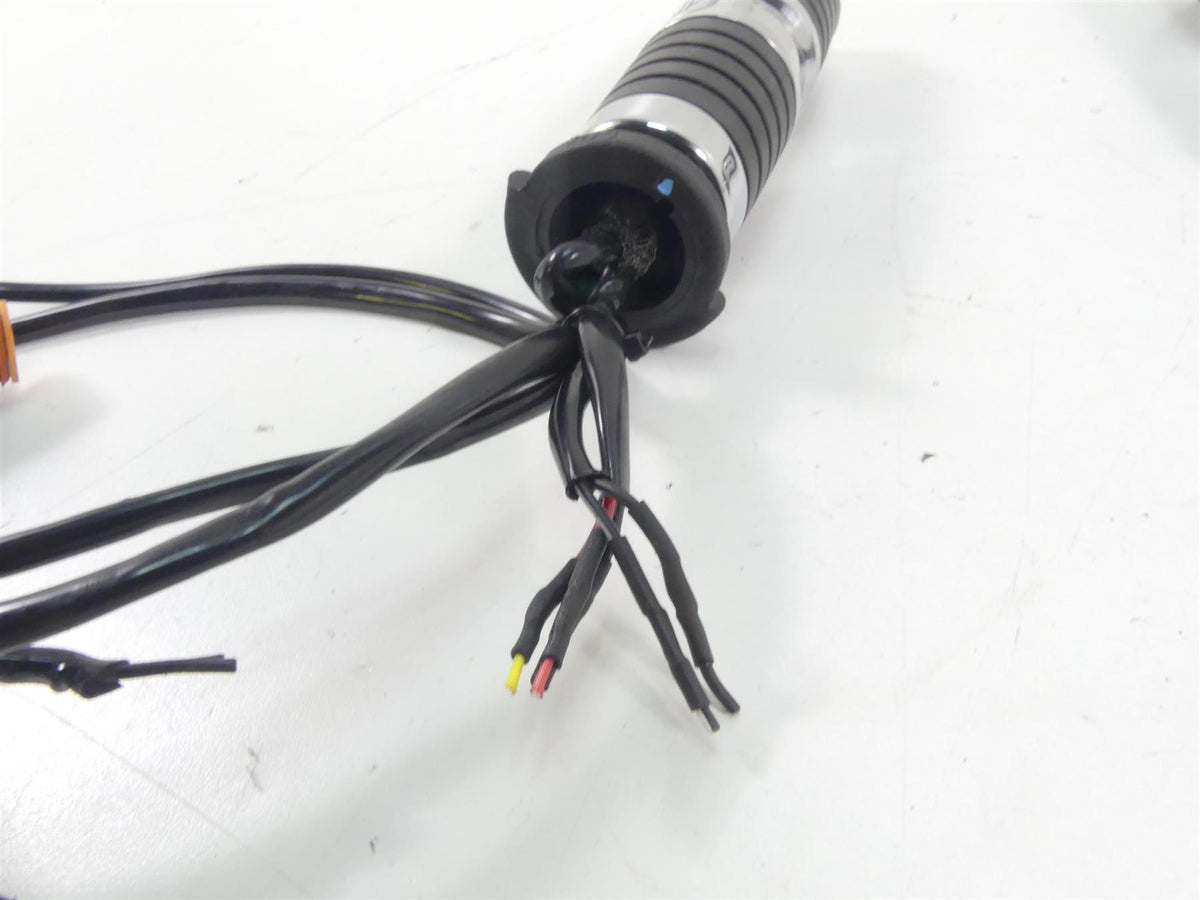 2009 Harley FLHTCU SE4 CVO E-Glide Kahuna Heated Hand Grip Set - Read 56100318 {{ shop.shopifyCountryName }} - Mototech271