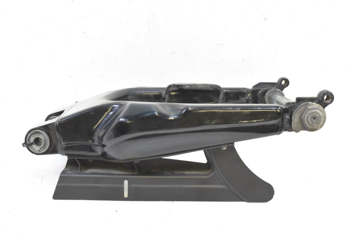 2013 Harley Touring FLHTCU Electra Glide Swingarm With 25mm Axle 47549-09A {{ shop.shopifyCountryName }} - Mototech271