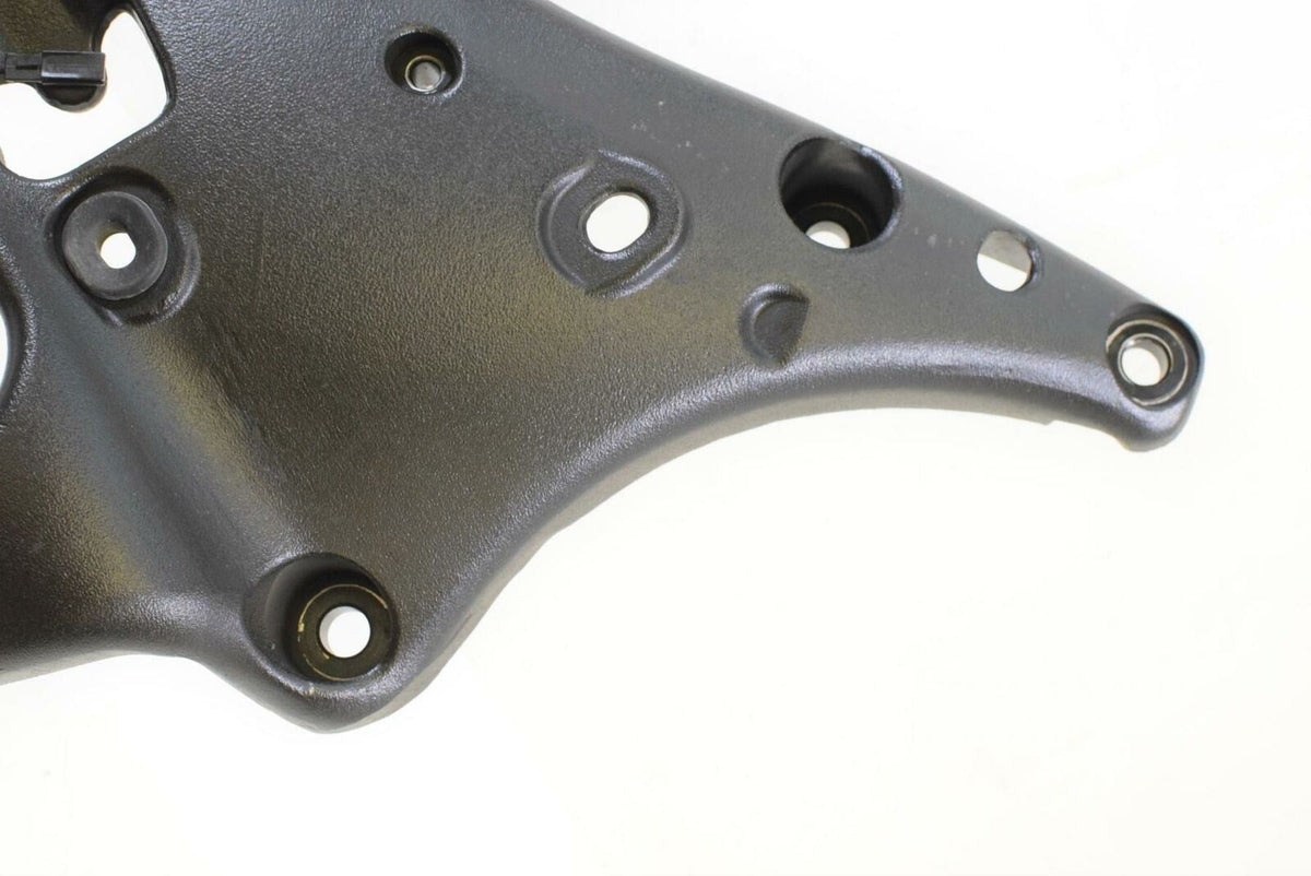 2014 Indian Chief Vintage Right Main Frame Plate Mount Bracket Support 5138129 {{ shop.shopifyCountryName }} - Mototech271