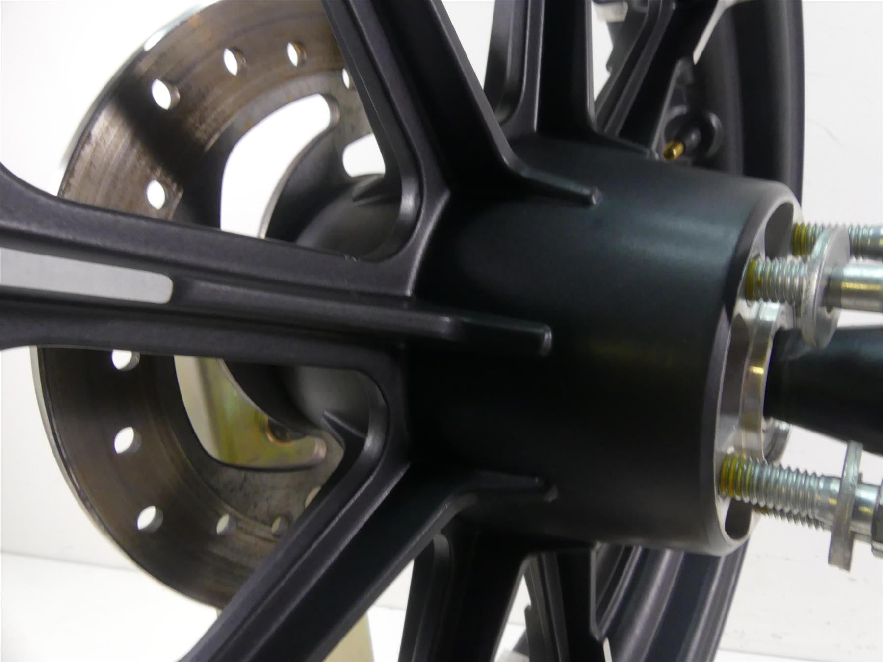 2019 Harley XL883 N Sportster Iron Rear 16x3 Wheel Rim 9 Spoke 40900402 {{ shop.shopifyCountryName }} - Mototech271