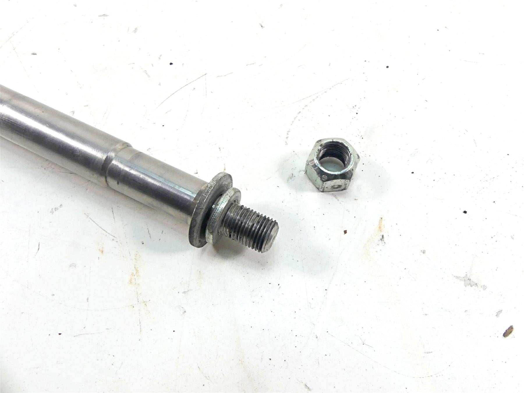 2002 Harley FLSTCI Softail Heritage Front Axle Wheel Spindle 3/4" 41584-86A {{ shop.shopifyCountryName }} - Mototech271