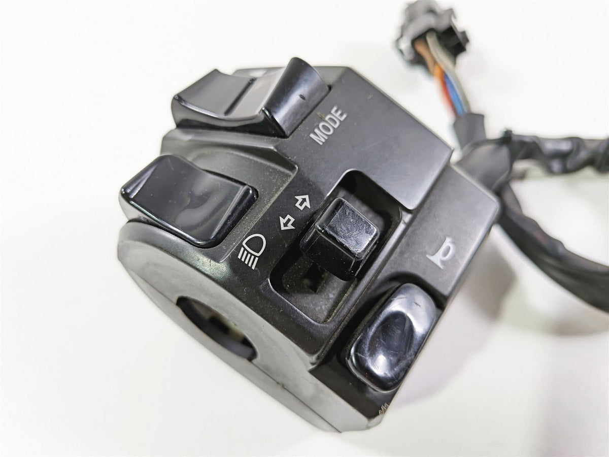 2008 Ducati 1098 SBK Left Hand Turn Signal Control Switch 65110041A-Mototech271