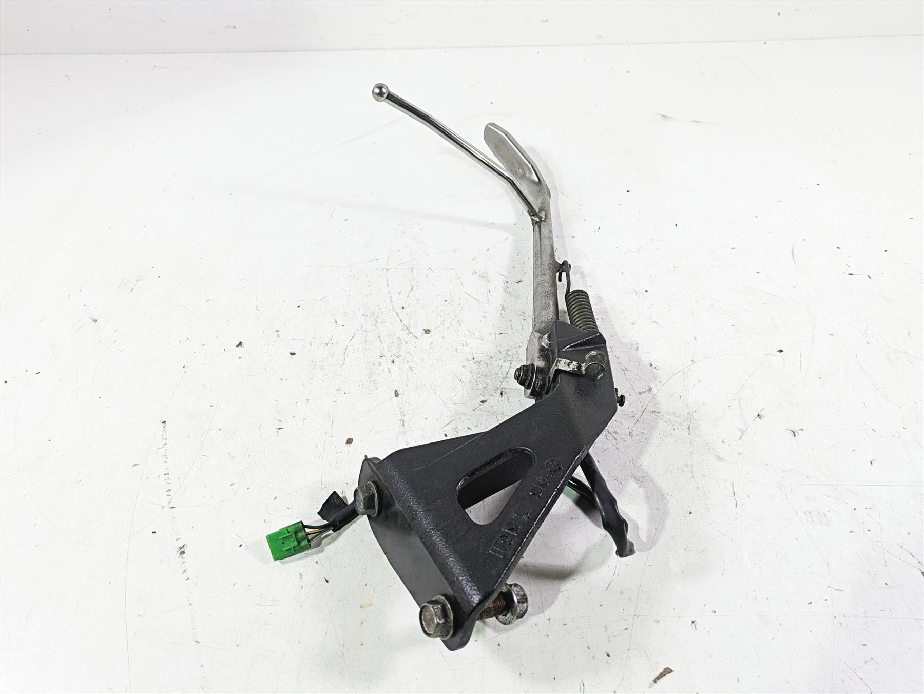 1998 Honda GL1500 Valkyrie Tour Side Kickstand Kick Stand 50530-MZ0-000 {{ shop.shopifyCountryName }} - Mototech271