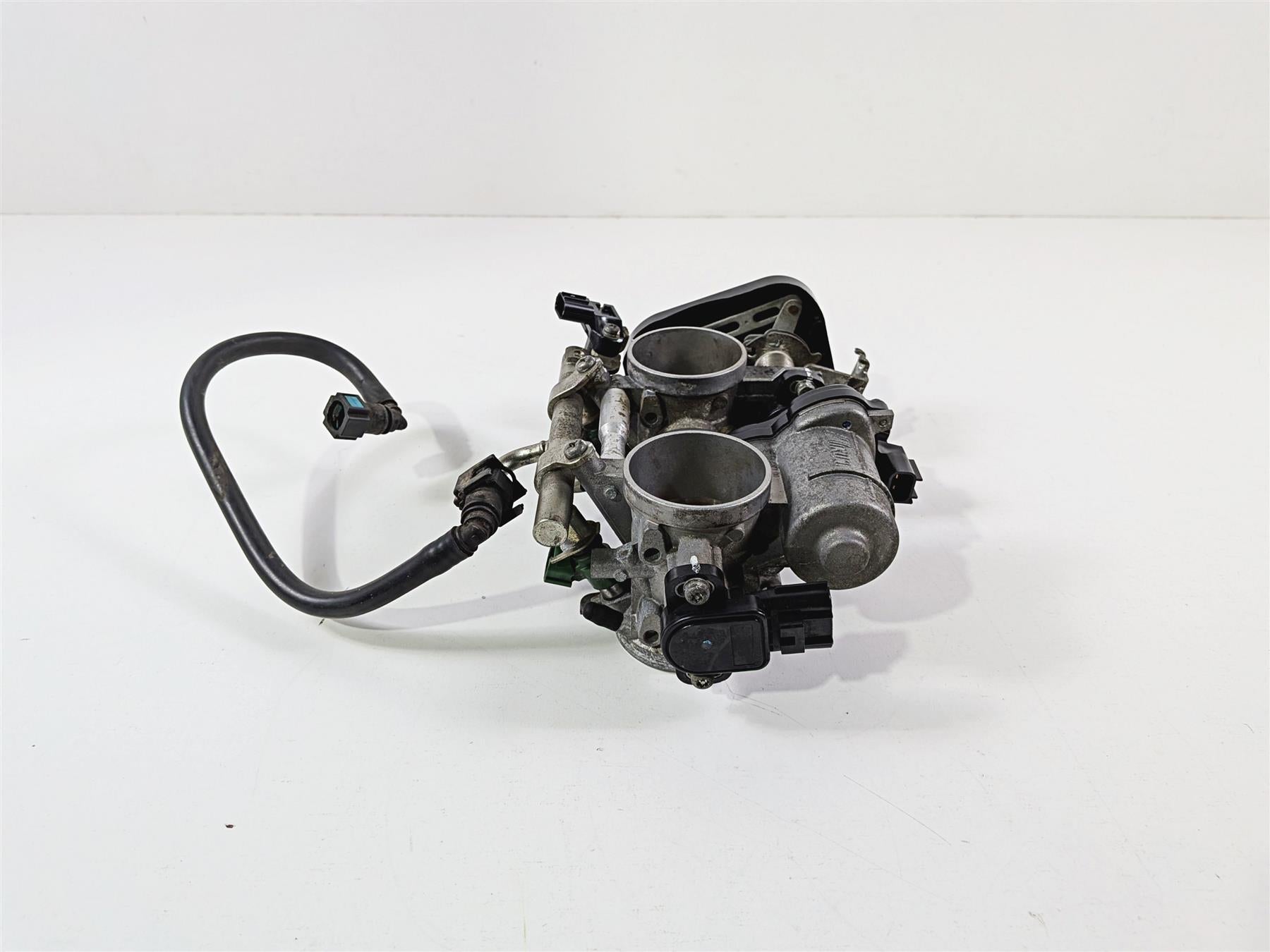 2012 Yamaha XT1200 Super Tenere Mikuni Throttle Body Bodies 23P-13750-00-00 {{ shop.shopifyCountryName }} - Mototech271