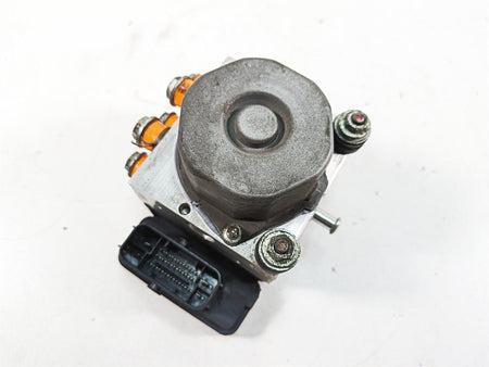 2018 Harley Touring FLHXSE CVO Street Glide Abs Brake Pump Module 41100061B {{ shop.shopifyCountryName }} - Mototech271