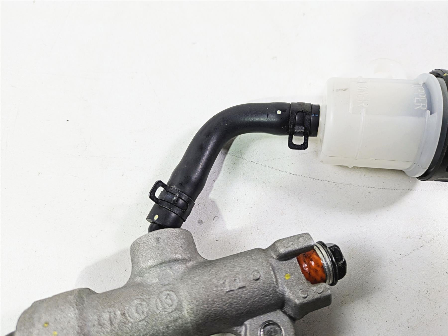2021 Kawasaki Z900 ZR900 Rear Brake Master Cylinder 43015-0650 {{ shop.shopifyCountryName }} - Mototech271