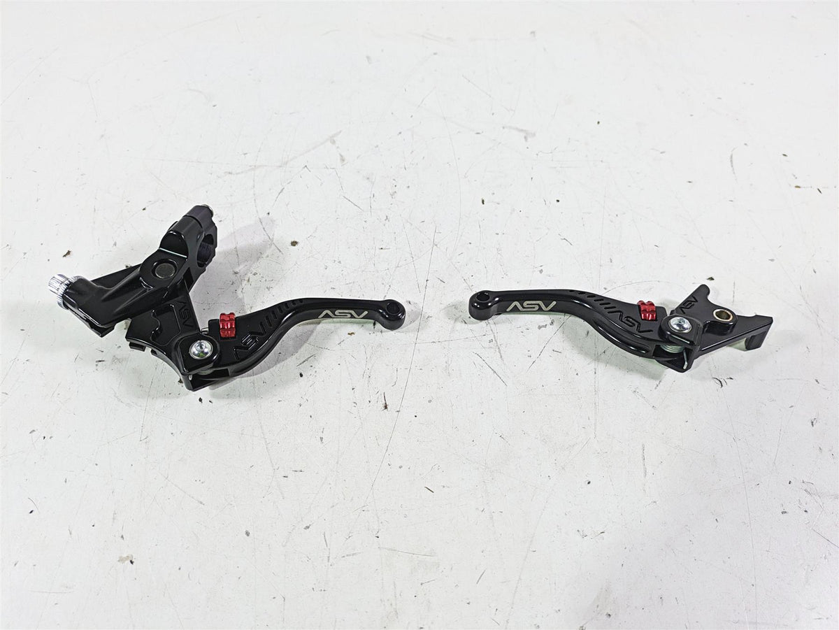 2020 Triumph Street Scrambler 900 Clutch Perch & Short ASF Lever Set T2043122 {{ shop.shopifyCountryName }} - Mototech271