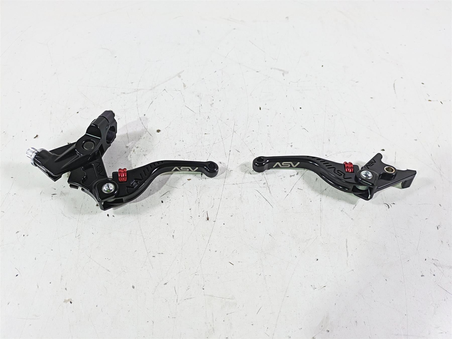 2020 Triumph Street Scrambler 900 Clutch Perch & Short ASF Lever Set T2043122 {{ shop.shopifyCountryName }} - Mototech271