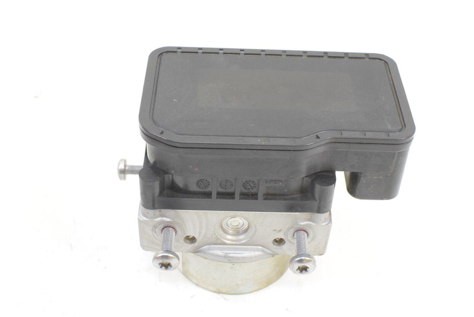 2013 Triumph Speed Triple 1050 R Abs Brake Pump Module T2024104 {{ shop.shopifyCountryName }} - Mototech271