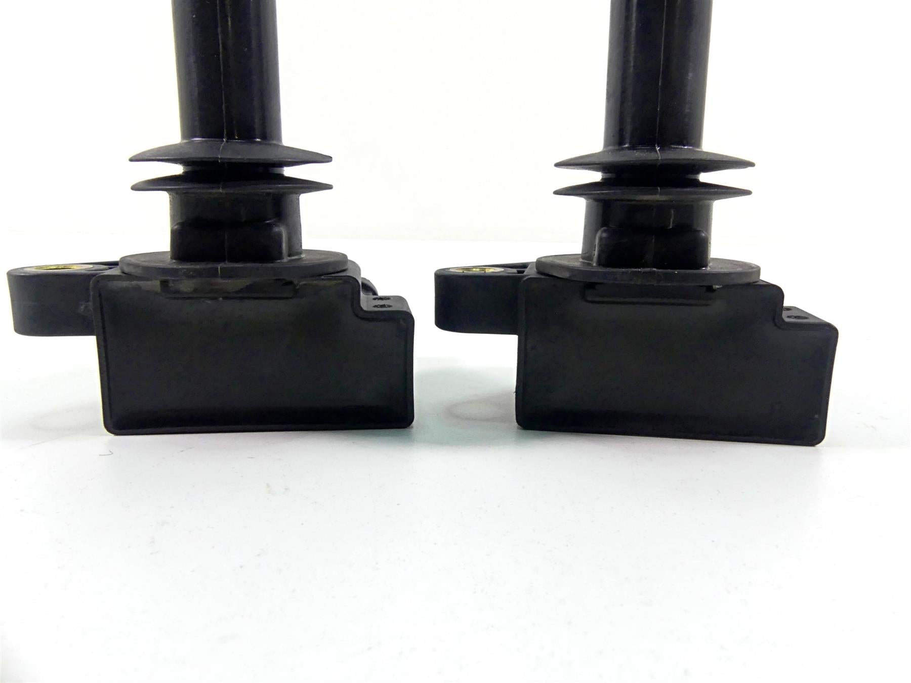 2014 Harley VRSCF Muscle V-Rod Ignition Coil Stick Coils Set 32477-01A {{ shop.shopifyCountryName }} - Mototech271