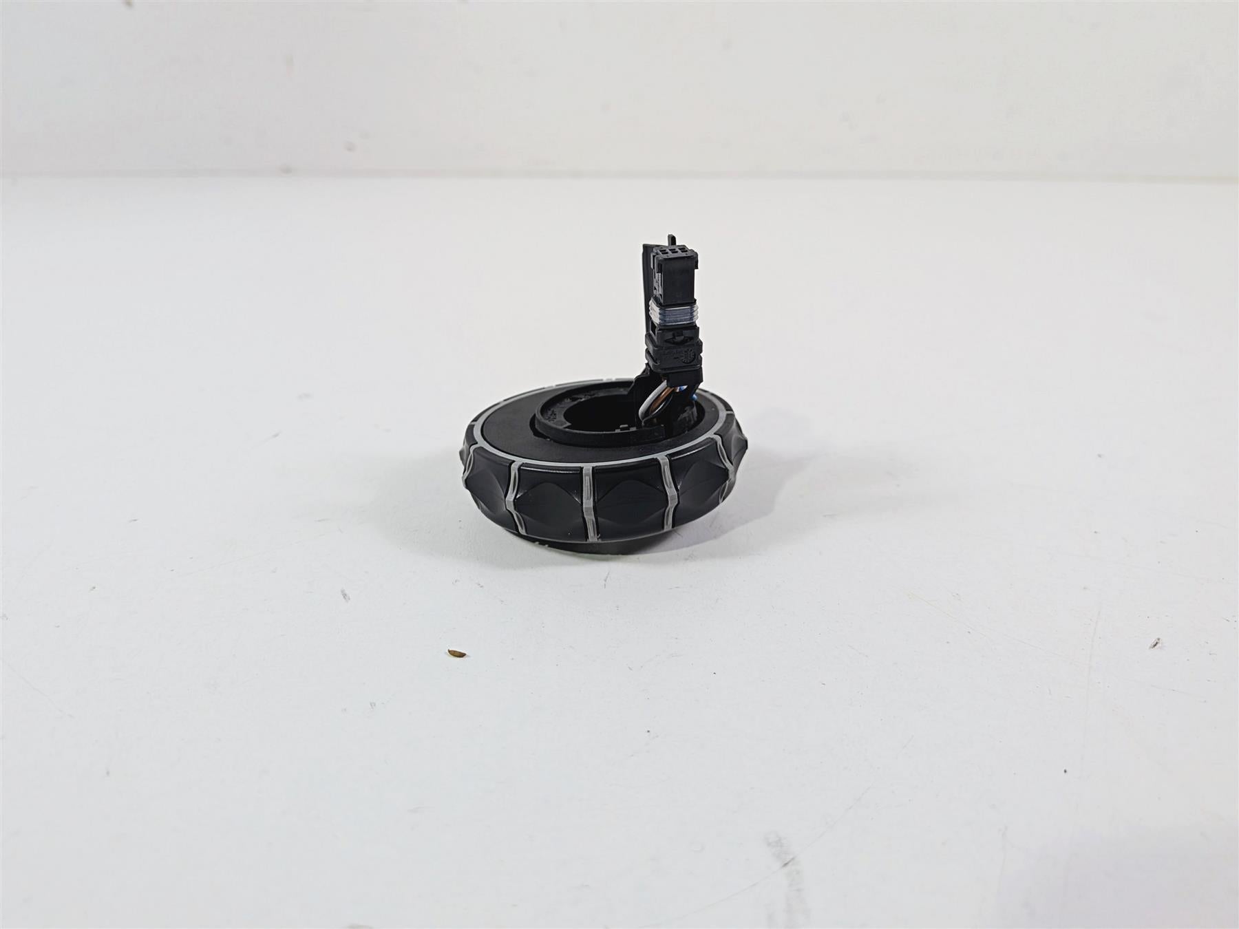 2016 BMW R1200RT RT RTW K52 Round Multi Control Switch 61317727498 {{ shop.shopifyCountryName }} - Mototech271