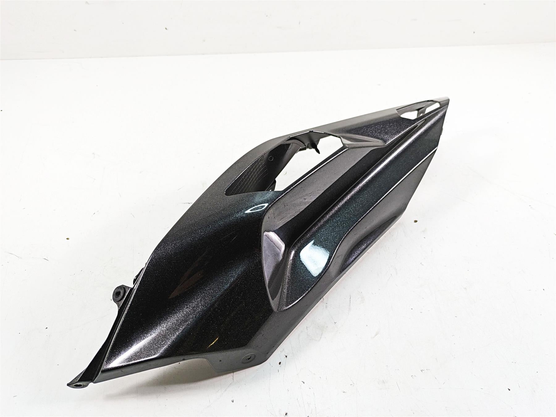 2018 Kawasaki ZX1002 Ninja H2 SX Left Tail Side Cover Fairing 36001-0680 {{ shop.shopifyCountryName }} - Mototech271
