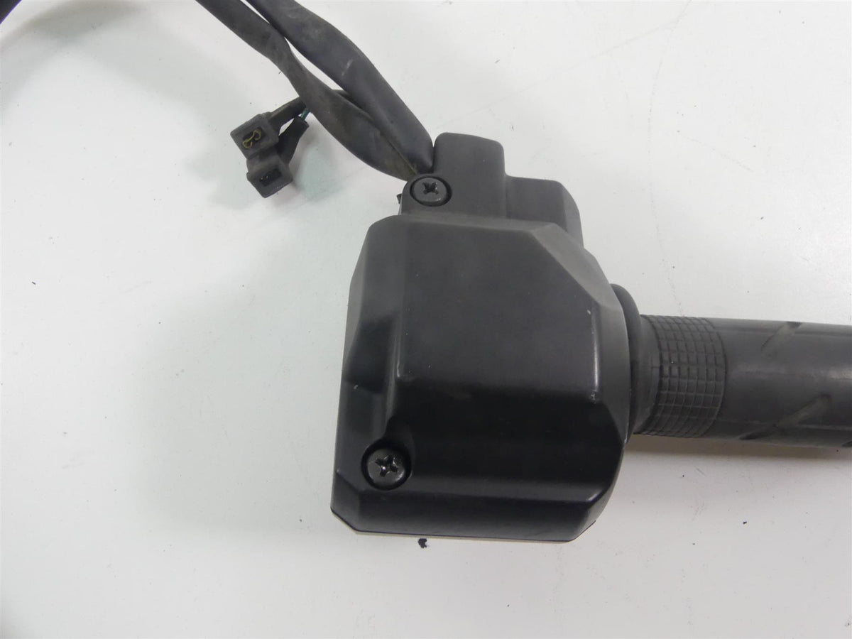 2018 Honda CBR1000 RR SC77 Right Hand Control Switch Grip Set 35135-MKF-D41 {{ shop.shopifyCountryName }} - Mototech271