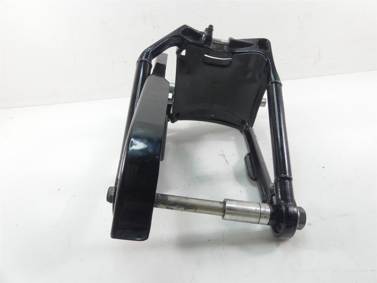 2021 Harley Softail FXBBS Street Bob Swingarm Swing Arm & Guards 47400099BHP {{ shop.shopifyCountryName }} - Mototech271