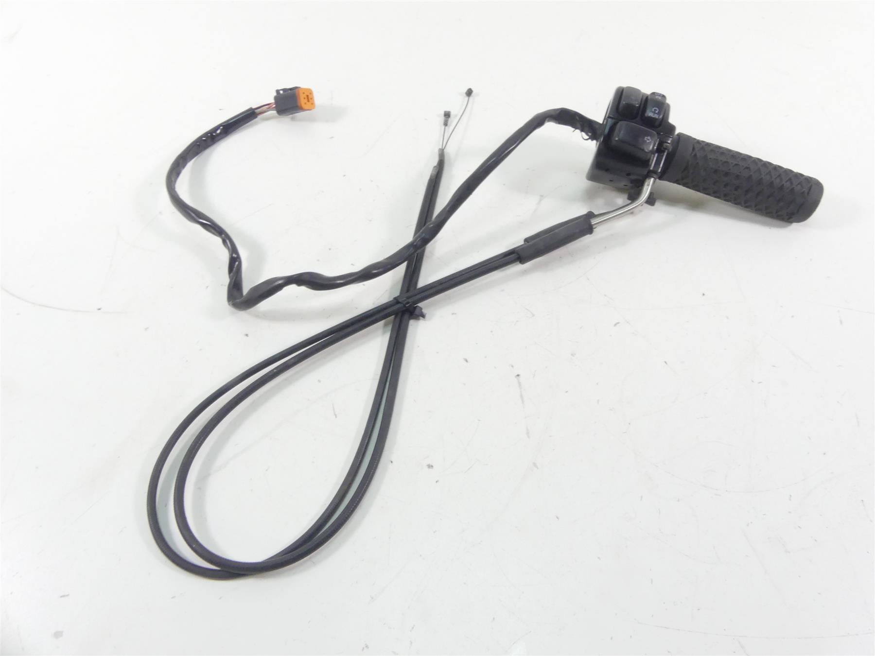 2001 Harley Davidson XL1200 Sportster Right Throttle Control Switch 71684-06 {{ shop.shopifyCountryName }} - Mototech271