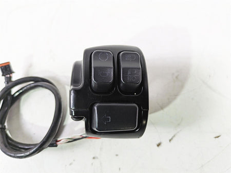 2018 Harley FXBR Softail Breakout Left Hand Blinker Control Switch 71500292 {{ shop.shopifyCountryName }} - Mototech271