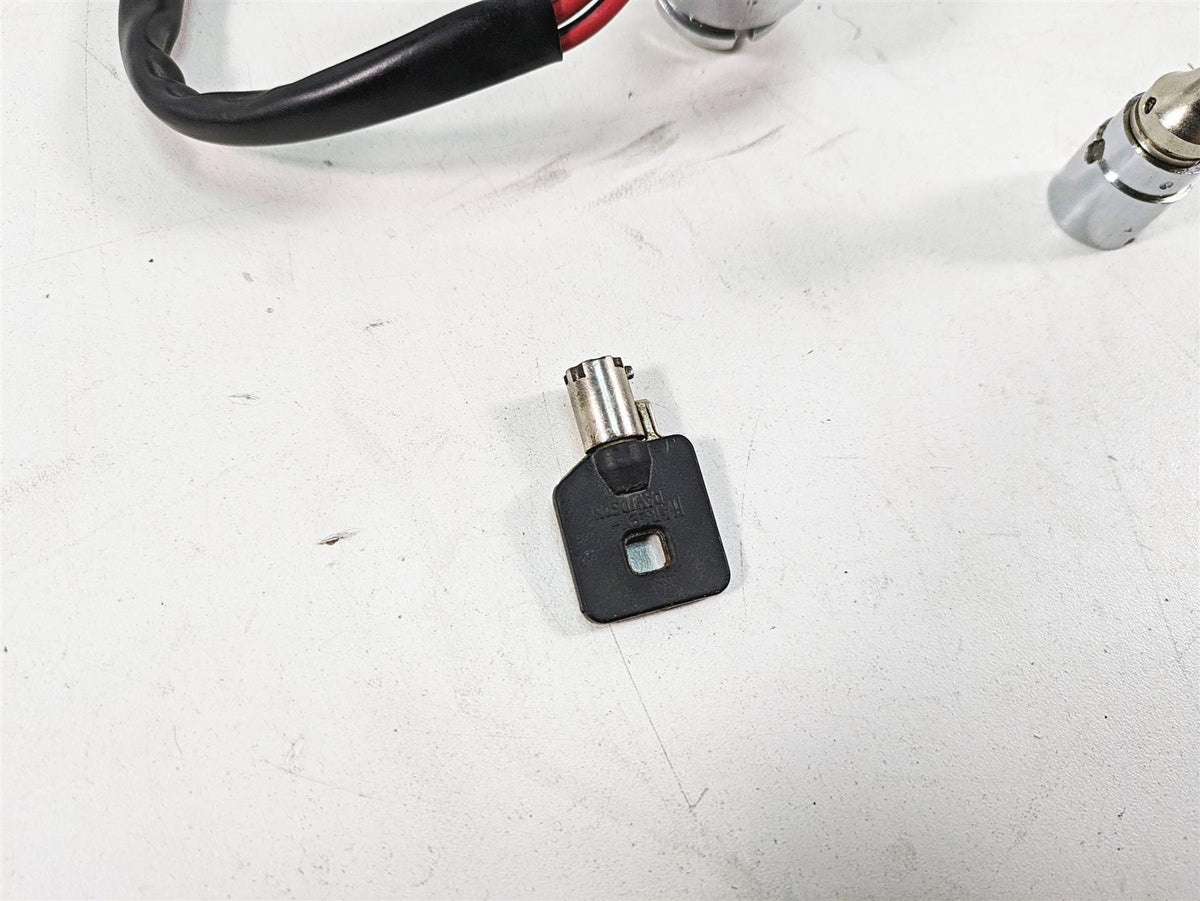 2000 Harley Dyna FXDL Low Rider Ignition Switch Key Lock Set 71421-90B 71428-90B {{ shop.shopifyCountryName }} - Mototech271