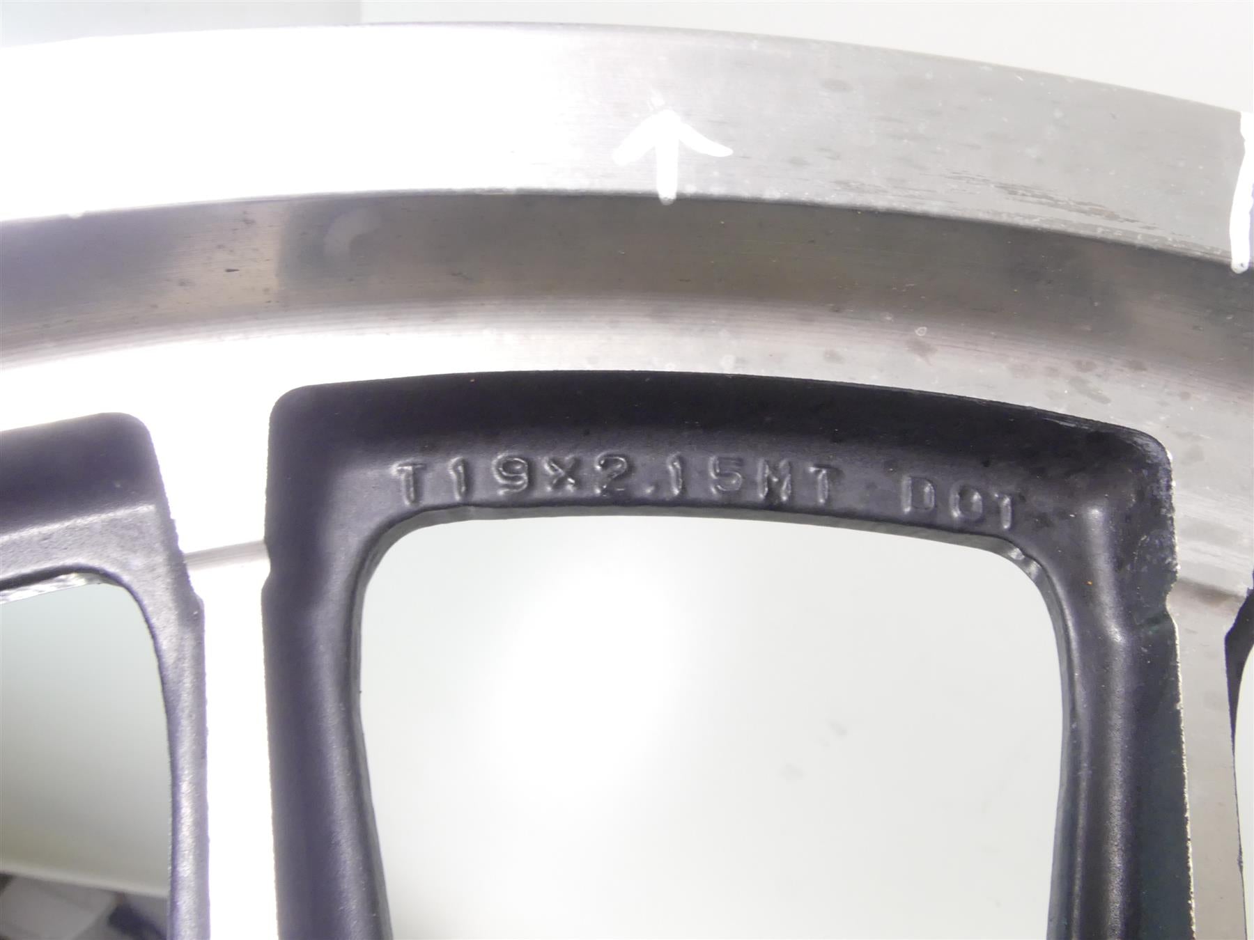 2001 Harley Davidson XL1200 Sportster Front Wheel Rim 19x2.15 - Read 43594-00 {{ shop.shopifyCountryName }} - Mototech271