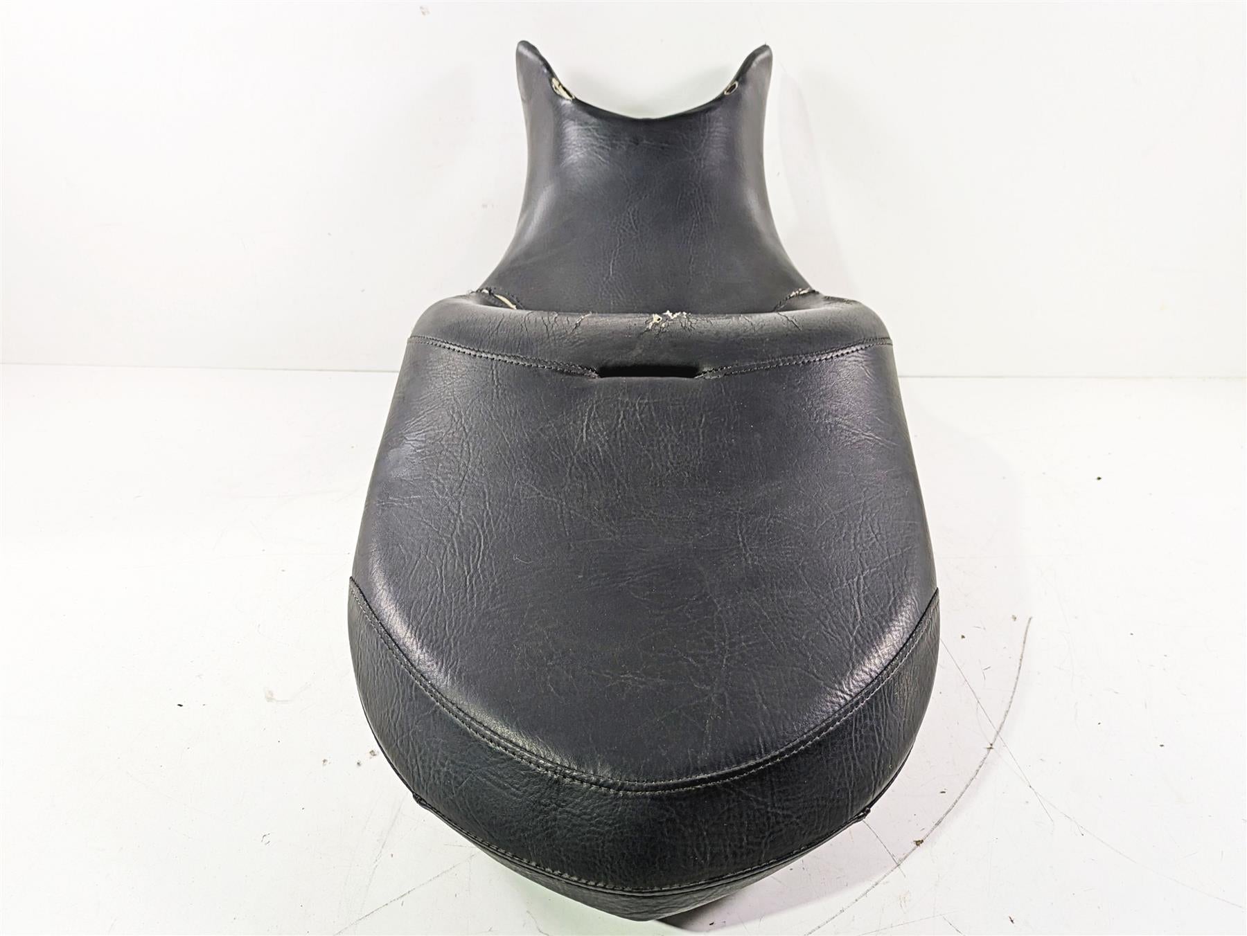 2012 Victory Cross Country Driver Rider Seat Saddle - Read 2684744 5438107 {{ shop.shopifyCountryName }} - Mototech271