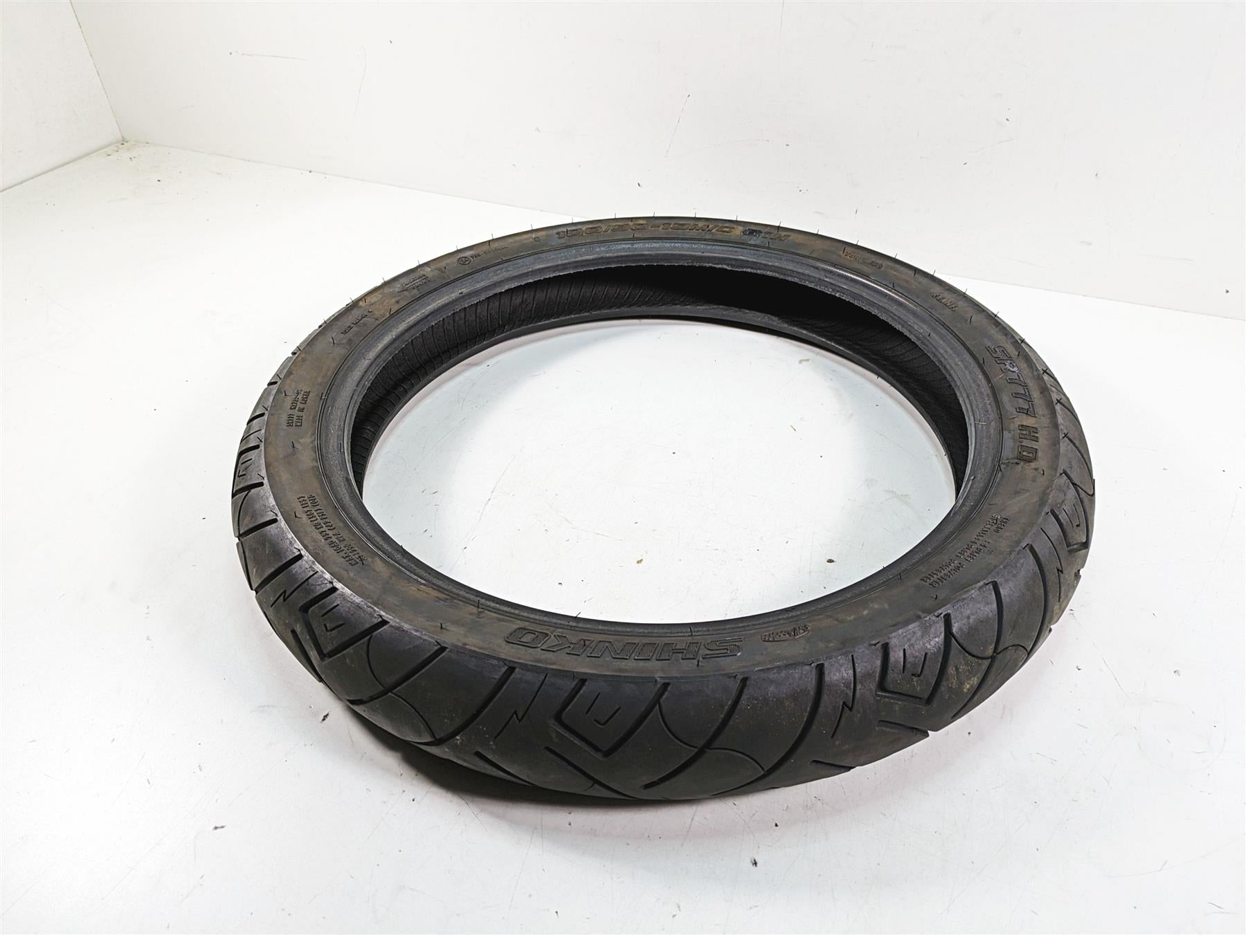 Used Motorcycle Front Tire Shinko SR777 100/90-19 R-271763