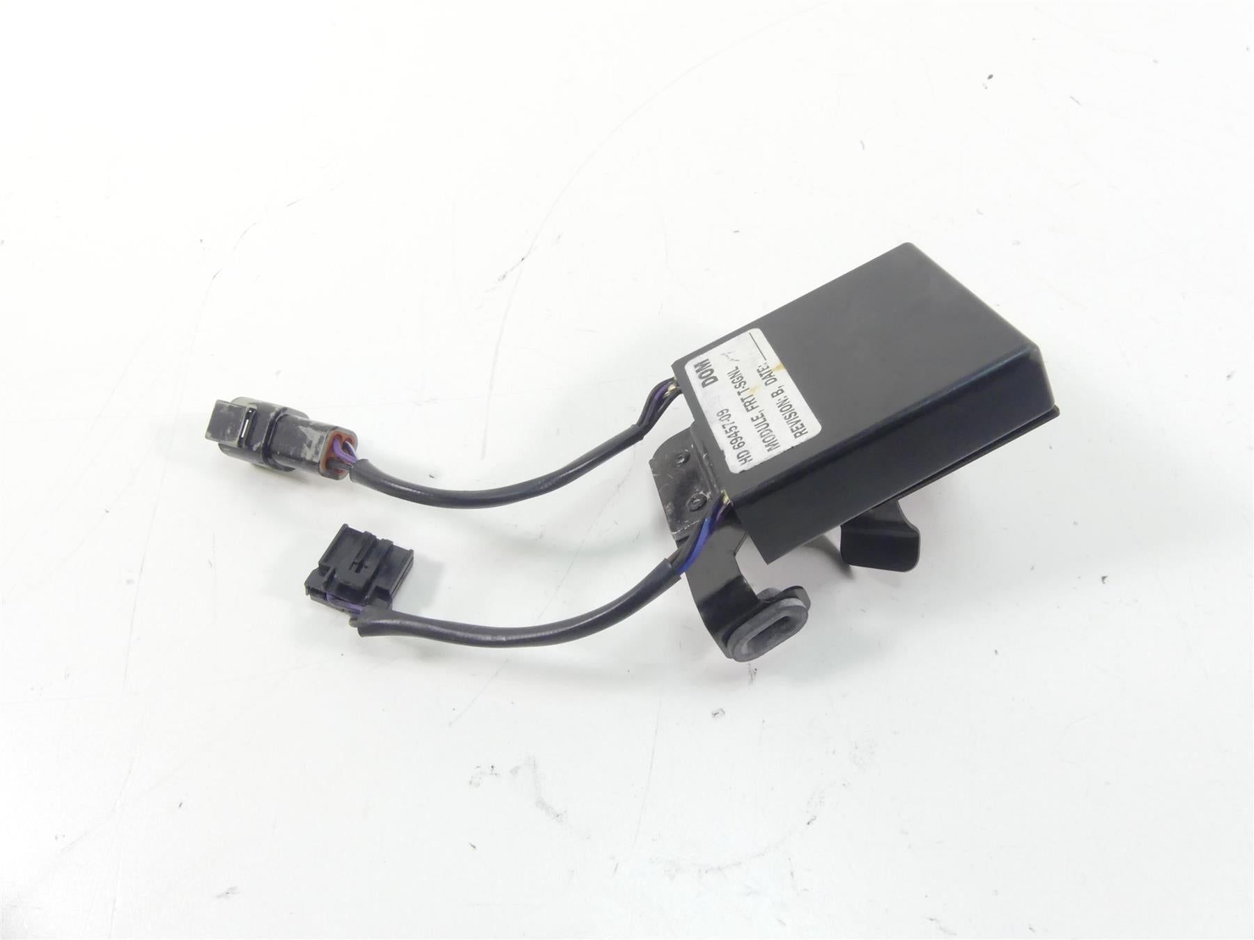 2011 Harley VRSCF Muscle Rod Rear Turn Signal Module Unit 69457-09 {{ shop.shopifyCountryName }} - Mototech271