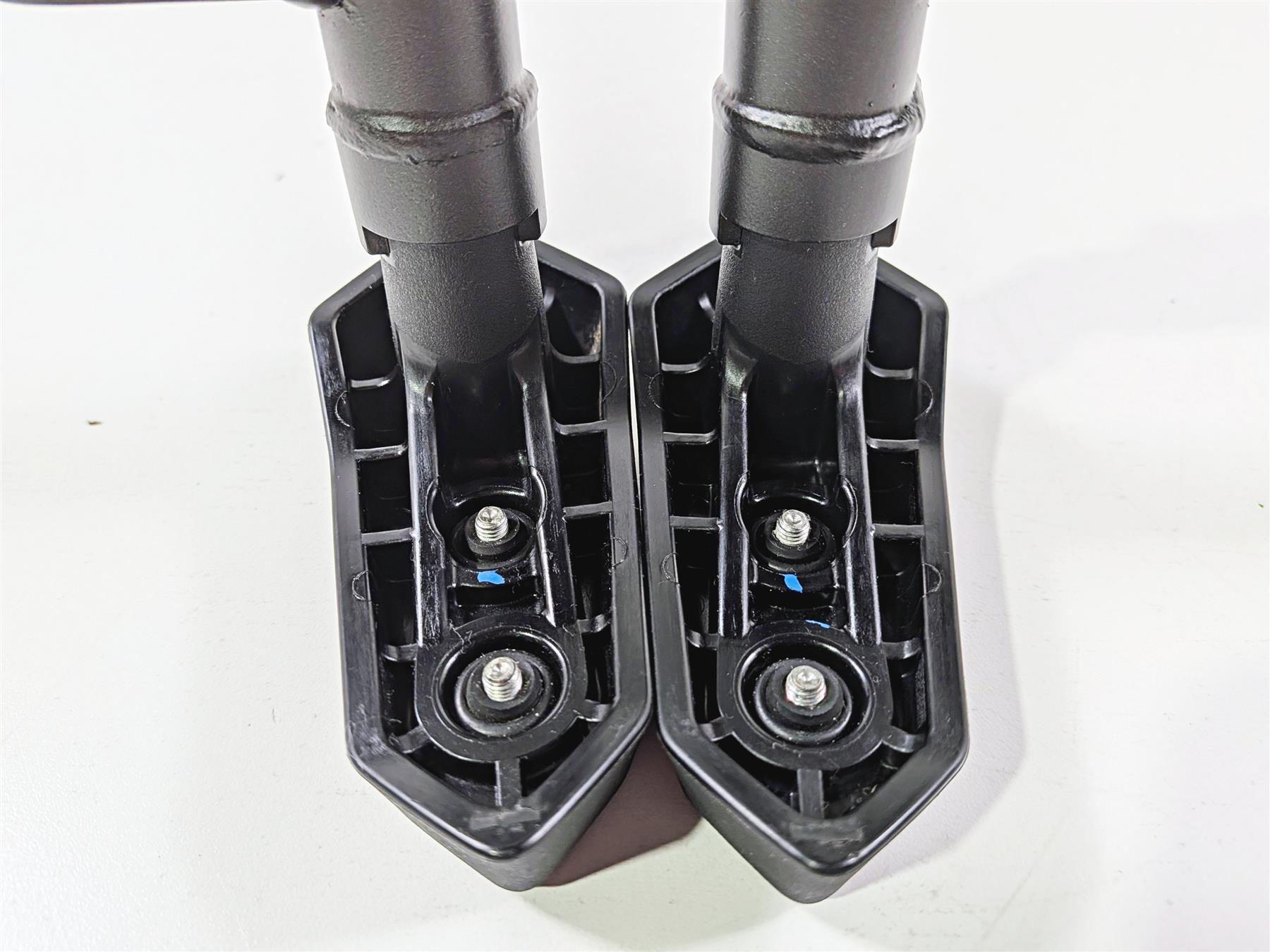 2024 Kawasaki EX500 Ninja 40th An. Left Right Frame Slider Set 99994-2006 {{ shop.shopifyCountryName }} - Mototech271