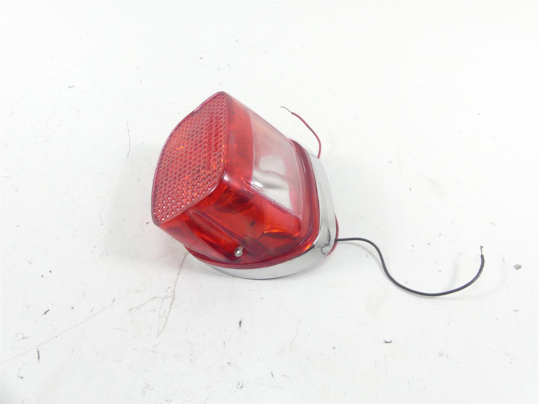 1998 Harley Dyna FXDL Low Rider Taillight Tail Light Rear Lamp - Read 68033-90 {{ shop.shopifyCountryName }} - Mototech271