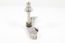 Load image into Gallery viewer, 2005 Suzuki GSX1300R Hayabusa Gen 1 Lower Triple Tree Steering Stem Yoke 51410-2 | Mototech271
