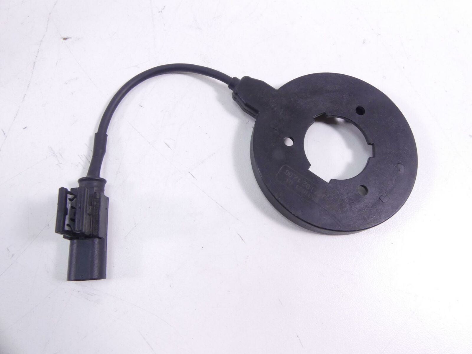 2016 BMW R1200R K53 Fob Ring Immobilizer Antenna 66128531633 {{ shop.shopifyCountryName }} - Mototech271