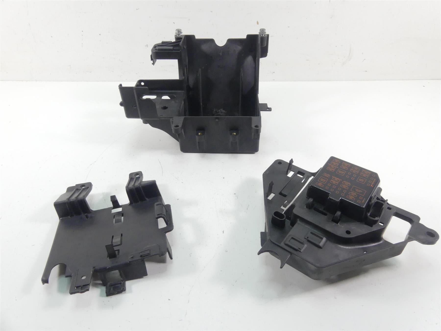 2012 Harley Touring FLHTK Electra Glide Battery Tray Electrical Holder 66281-09B | Mototech271
