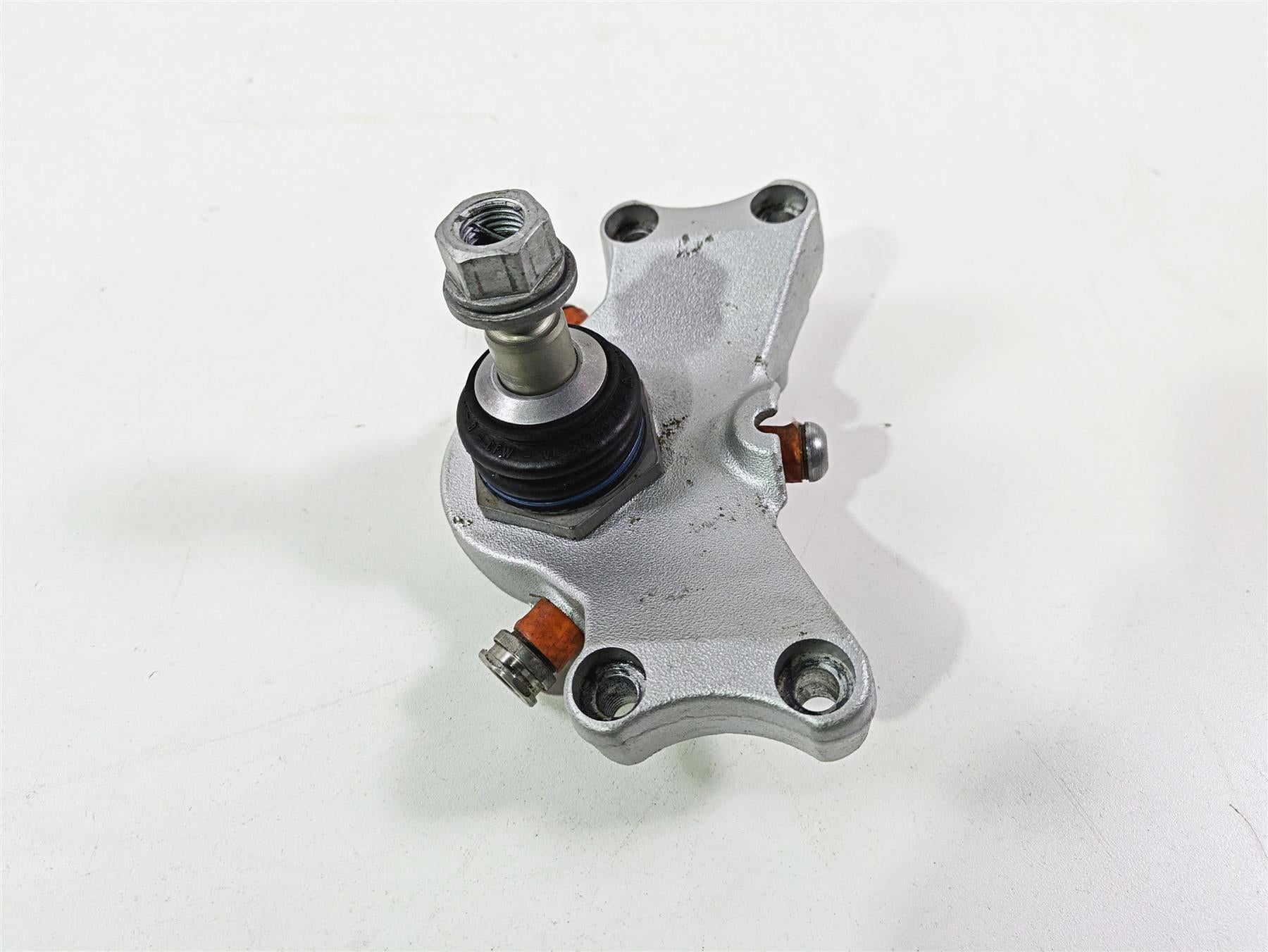 2010 BMW R1200RT K26 Showa Lower Triple Tree Cross & Ball Joint 31427707541 {{ shop.shopifyCountryName }} - Mototech271