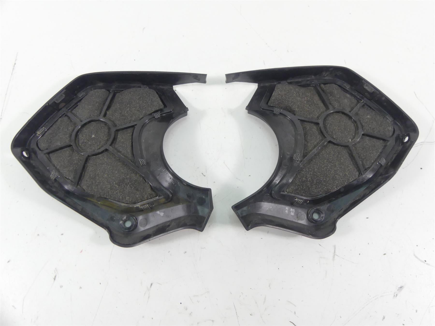 2017 BMW R1200RT K52 Left Right Speaker Cover Set 46638529412 46638529411 {{ shop.shopifyCountryName }} - Mototech271