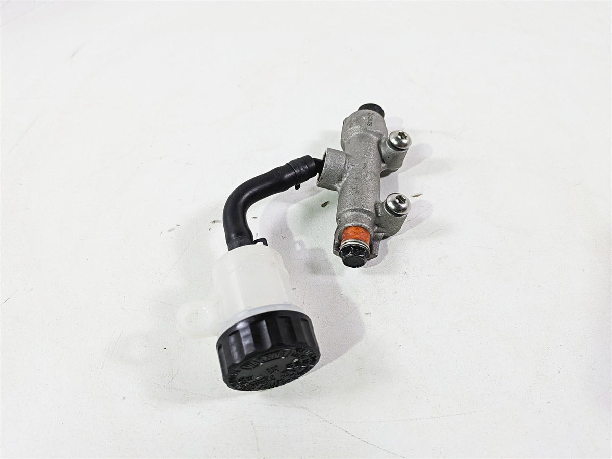 2021 Kawasaki Z900 ZR900 Rear Brake Master Cylinder 43015-0650 {{ shop.shopifyCountryName }} - Mototech271