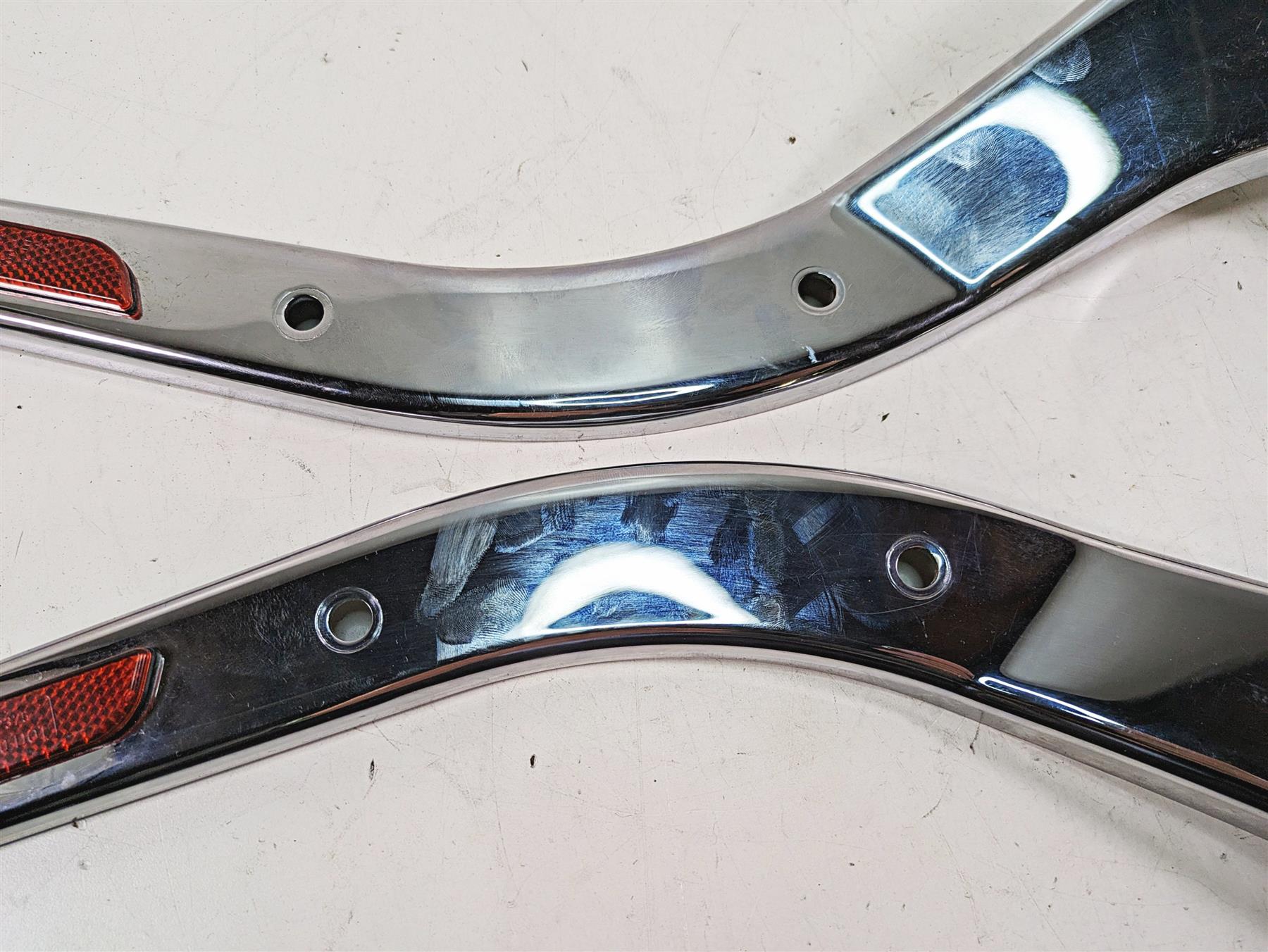 2006 Harley Softail FXSTSI Springer Rear Frame Fender Chrome Braces 60146-06A {{ shop.shopifyCountryName }} - Mototech271
