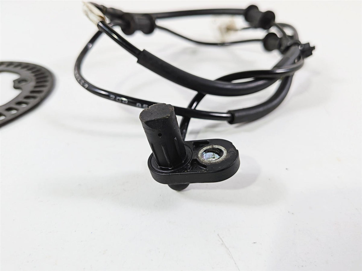 2016 Yamaha YZF R1 RN32 Rear Abs Brake Wheel Speed Sensor 2CR-85980-00-00 {{ shop.shopifyCountryName }} - Mototech271