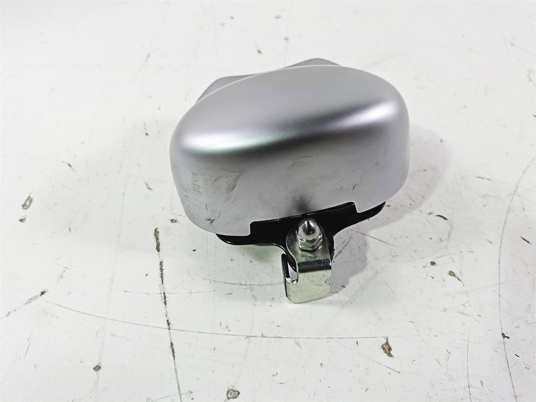 2012 Harley VRSCF Muscle V Rod Horn & Cover 69053-09 {{ shop.shopifyCountryName }} - Mototech271