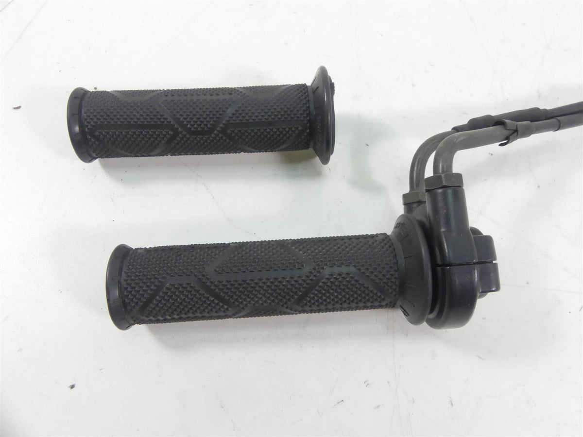 2004 Aprilia RSV1000 R Mille Throttle Grip Cable Set AP8118501 {{ shop.shopifyCountryName }} - Mototech271