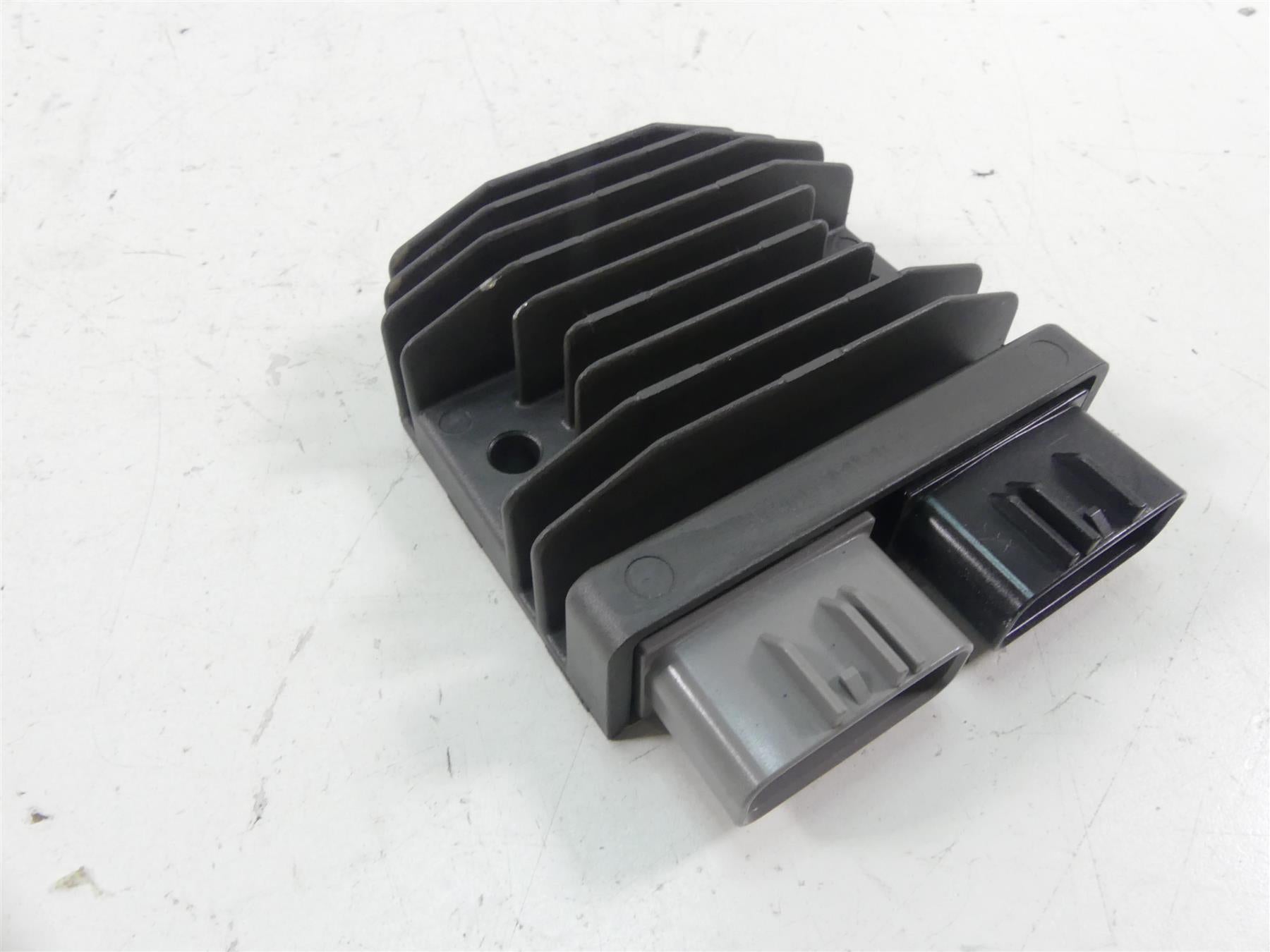 2020 Ducati Multistrada 1260 Enduro Rectifier Voltage Regulator 54040331A {{ shop.shopifyCountryName }} - Mototech271
